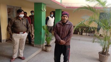 Photo of पिता ने गुस्से में आकर अपनी डेढ़ वर्षीय बच्ची को पटक कर मार डाला, पुलिस ने किया गिरफ्तार