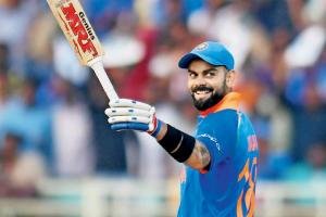 Photo of आईसीसी के दशक के सर्वश्रेष्ठ क्रिकेट चुने गए विराट कोहली