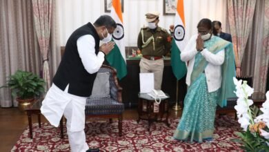 Photo of केंद्रीय मंत्री धर्मेंद्र प्रधान ने झारखंड के राज्यपाल से किया शिस्टाचार मुलाकात !