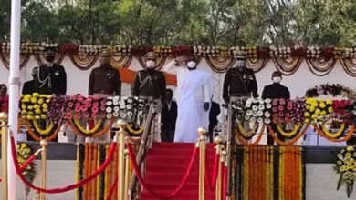 Photo of रांची के मोरहाबादी मैदान में राज्यपाल द्रौपदी मुर्मू ने किया ध्वजारोहण !