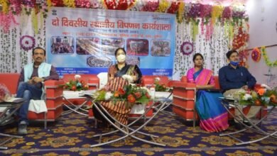 Photo of मयूराक्षी सिल्क के माध्यम से महिलाएं हो रही हैं सशक्त..