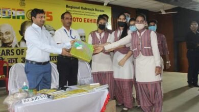 Photo of छात्र-छात्राएं हमारे क्षेत्रीय स्वतंत्रता सेनानियों के बलिदानों के सम्बंध में जानकारी ग्रहण करें- उपायुक्त