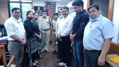 Photo of जनमुद्दों को लेकर दिल्ली नार्थ डी सी पी से मिले प्रतिनिधि मंडल !