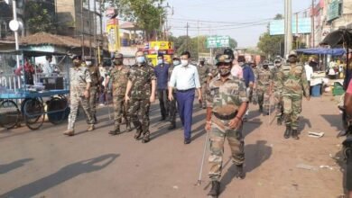 Photo of उपायुक्त सह जिला दंडाधिकारी के नेतृत्व में जिले विभिन्न क्षेत्रों में फ़्लैग मार्च !