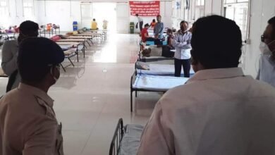 Photo of कमिश्नर एवं आईजी ने किया कोविड केयर सेंटर का निरीक्षण !