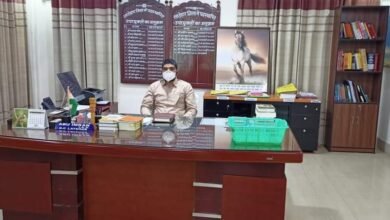 Photo of उपायुक्त अबु इमरान ने सभी बीडीओ को दिया निर्देश लाभुकों को सही पेंशन की राशि मिले इसे सुनिश्चित करने के लिए प्रज्ञा केंद्र संचालको एवं बैंकों पर निगरानी रखें