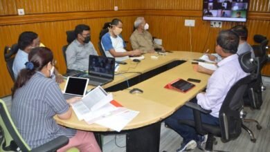 Photo of सभी प्रखंडों में वैक्सीनेशन हेतु बनाये गए सेशन साइट की स्थिति की जानकारी ली