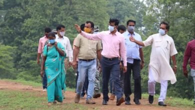 Photo of उपायुक्त ने कुरडेग प्रखण्ड का भ्रमण किया योजनाओं का इस क्रम में जनप्रतिनिधियों के द्वारा अनावरण भी किया गया।