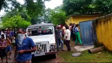 Photo of हरिहरपुर के नदी में अचानक आई बाढ़ में बहे लोगों में से दो और लाशें मिली