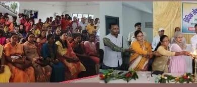 Photo of ग्रामीणों को मुफ्त में भूमि संबंधी सहित अन्य मामलों की दी गयी जानकारी 