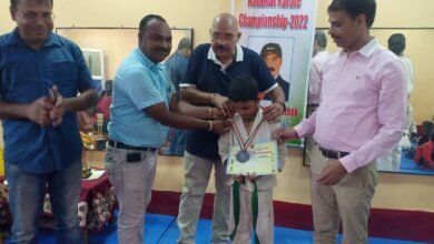 Photo of पतरातू रसदा में इंटरनेशनल कराटे ट्रेनिंग सेंटर में सम्मान समारोह रखा गया