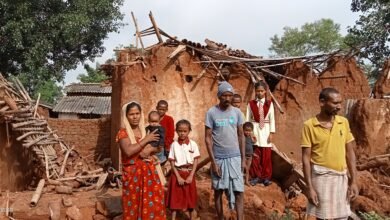 Photo of 2 दिन लगातार बारिश एवं हवा आने के वजह से कच्चा मकान सुसु लोहरा के टूट कर गिर गया