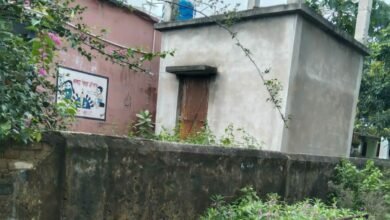 Photo of कुरकुट्टा उत्क्रमित मध्य विद्यालय में निर्माणाधीन जलमीनार, चढ़ा भ्रष्टाचार की भेंट 
