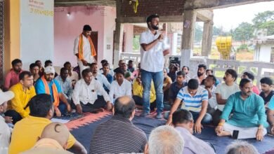 Photo of रोहित हत्याकांड के निष्पक्ष जांच को लेकर जनप्रतिनिधि व सामाजिक कार्यकर्ताओं ने किया बैठक।