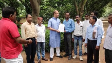 Photo of भाजपा डाड़ी प्रखंड प्रतिनिधि मंडल सांसद से मिलकर ,झारखंड इंटर महाविद्यालय होसीर में चाहरदीवारी निर्माण करने की मांग की गयी 