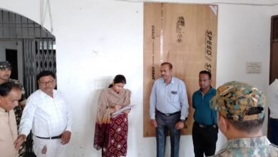 Photo of उपायुक्त ने किया सूचना भवन स्थित ईवीएम वेयरहाउस का निरीक्षण