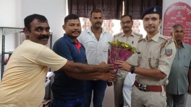 Photo of अमर शुक्ला ने संभाला बासल थाना प्रभारी का पदभार,वहीं पूर्व थाना प्रभारी सैनिक सामड के विदाई