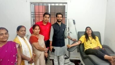 Photo of धनंजय कुमार पुटूस जी के मुहिम से प्रभावित होकर कर रही हूँ रक्तदान:सुप्रिया झा