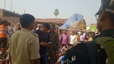 Photo of गोला में हनुमान मंदिर के समीप फेंका गया गौ मांस,क्षेत्र में आक्रोश का माहोल