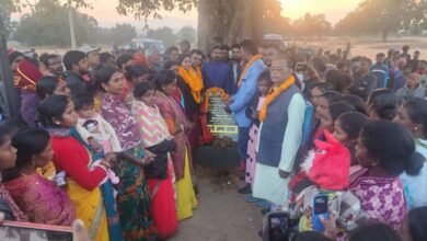 Photo of विधायक अंबा प्रसाद ने पोटंगा पंचायत के असवा टोला सतमरा से जतराटांड़ तक होने वाले पथ निर्माण का किया शिलान्यास