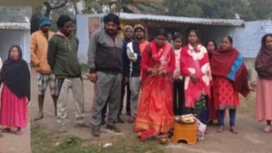 Photo of गिद्दी पंचायत ख की मुखिया ने किया नाली निर्माण का शिलान्यास ,सुभाष विश्वकर्मा के घर से रामबृक्ष मुंडा के घर तक होगा निर्माण