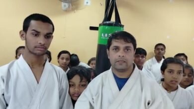Photo of पतरातु रसदा कराटे ट्रेनिंग सेंटर के एक छात्र का चयन भारतीय टीम में,पेरिस इंटरनेशनल कराटे चैंपियनशिप के लिए हुआ