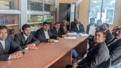Photo of रामगढ़ बार एसोसिएशन के अधिवक्ता अनिश्चित काल के लिए हड़ताल पर
