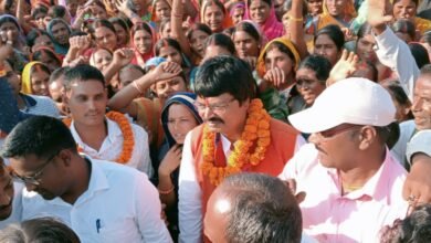 Photo of चंद्रगुप्त कोयला परियोजना से विस्थापित होने वाले रैयतों ने कई मांगों को लेकर किया बैठक, पूर्व मंत्री योगेंद्र साव मुख्य रूप से हुए शामिल