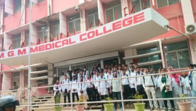 Photo of भ्रष्ट सरकार ने फर्जी संविदा कर्मी को 15 दिन का मेडिकल कॉलेज में प्रशिक्षण दे रही है जिसका छात्रों ने विरोध किया।